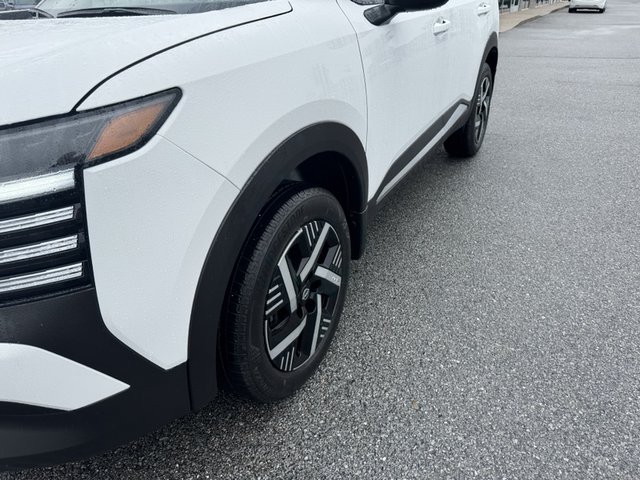 2025 Nissan Kicks SV FWD