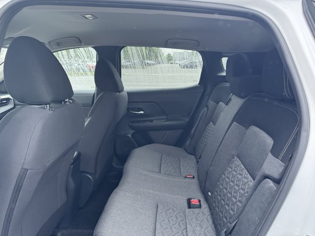 2025 Nissan Kicks SV FWD