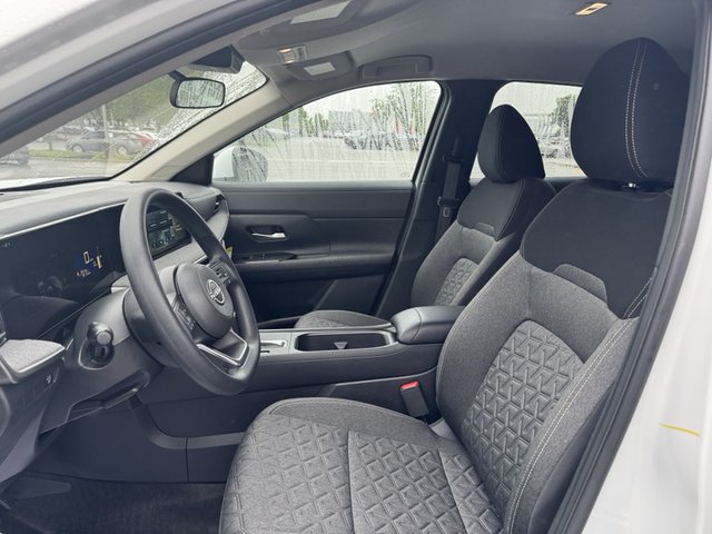 2025 Nissan Kicks SV FWD