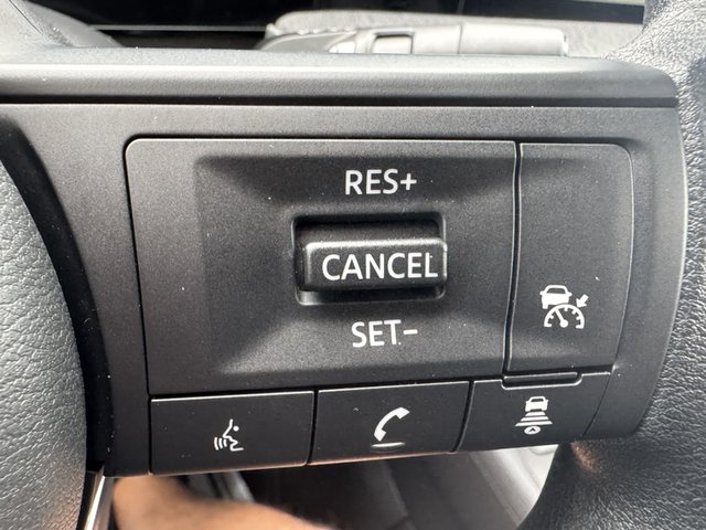 2025 Nissan Kicks SV FWD