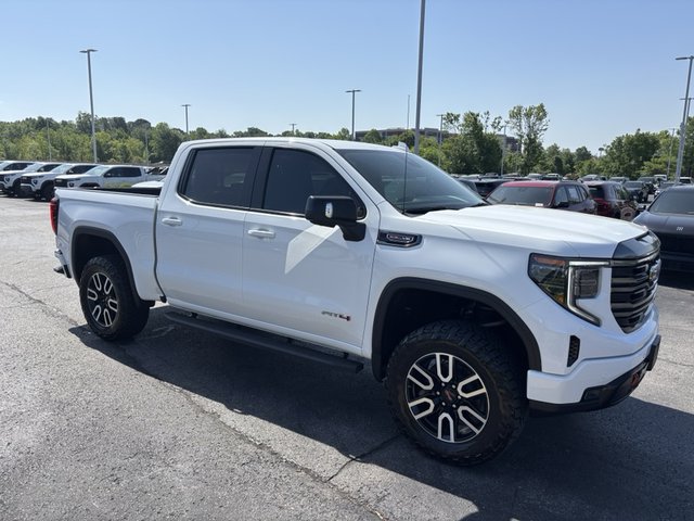 2023 GMC Sierra 1500 AT4 4WD 147WB