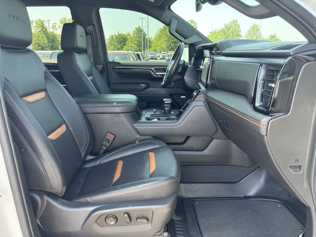 2023 GMC Sierra 1500 AT4 4WD 147WB
