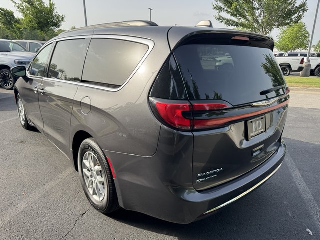 2022 Chrysler Pacifica Touring L FWD