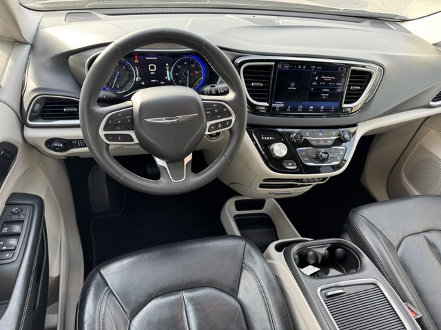 2022 Chrysler Pacifica Touring L FWD