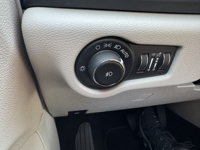 2022 Chrysler Pacifica Touring L FWD