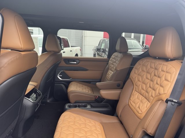 2025 Nissan Armada Platinum Reserve 4WD