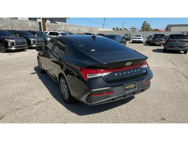 2024 Hyundai Elantra Hybrid Blue