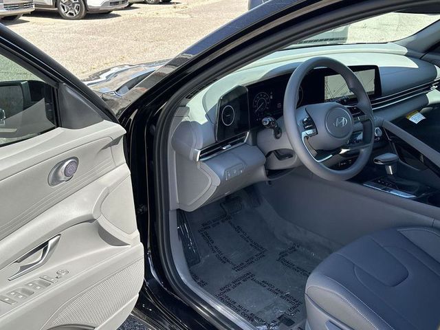 2024 Hyundai Elantra Hybrid Blue