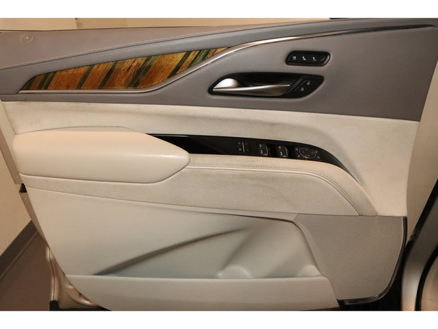 2021 Cadillac Escalade Premium Luxury Platinum 4WD