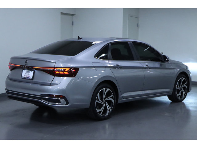 2025 Volkswagen Jetta SEL