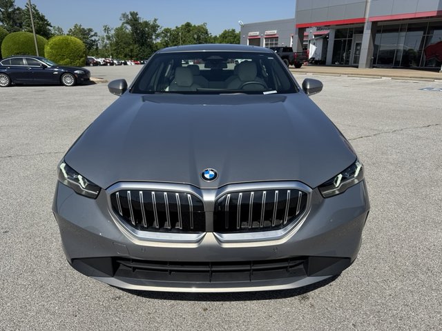 2024 BMW 5 Series 530i