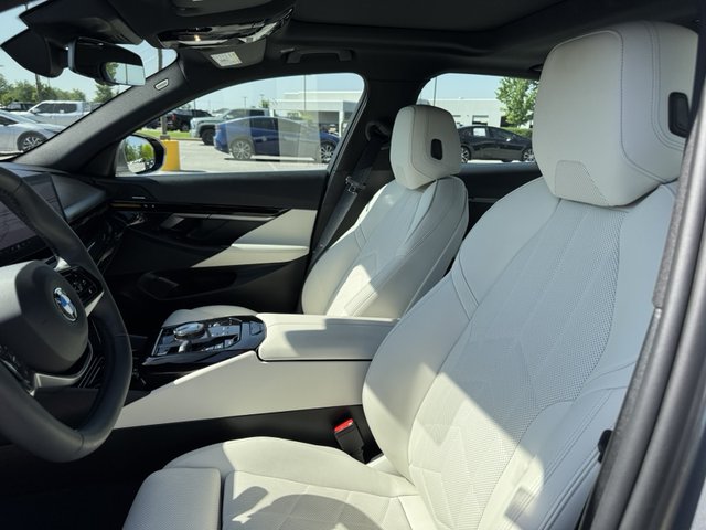 2024 BMW 5 Series 530i