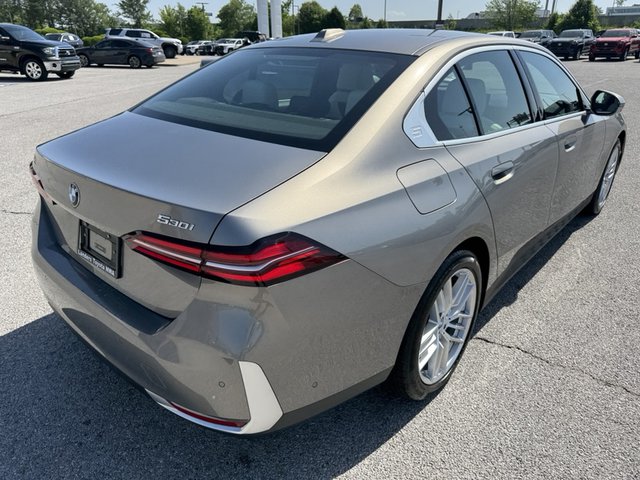 2024 BMW 5 Series 530i