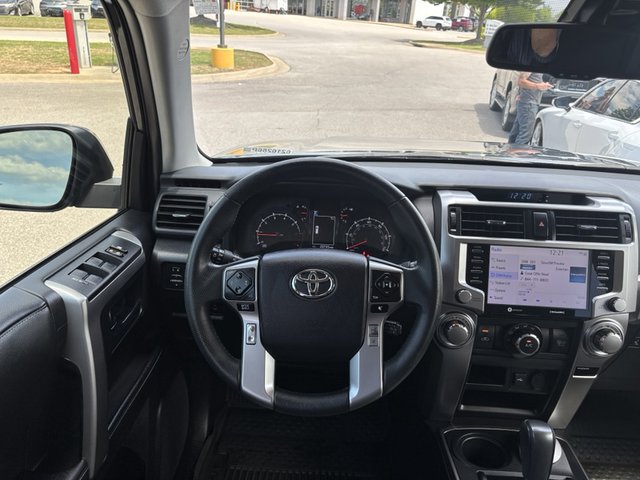 2024 Toyota 4Runner SR5 4WD