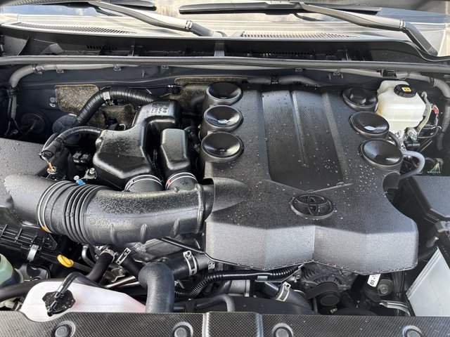 2024 Toyota 4Runner SR5 4WD