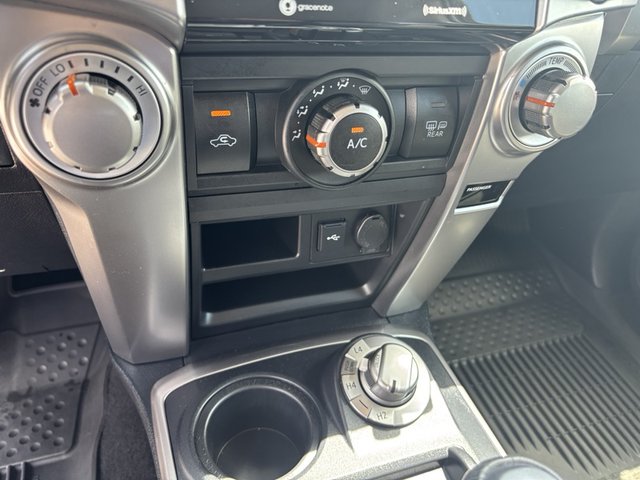 2024 Toyota 4Runner SR5 4WD