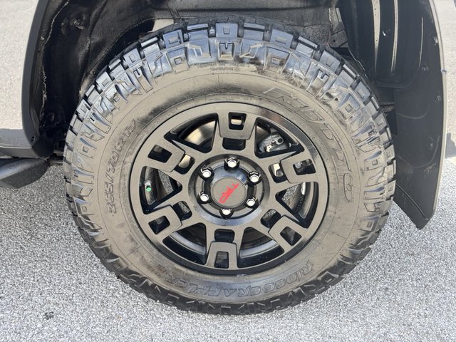 2024 Toyota 4Runner SR5 4WD