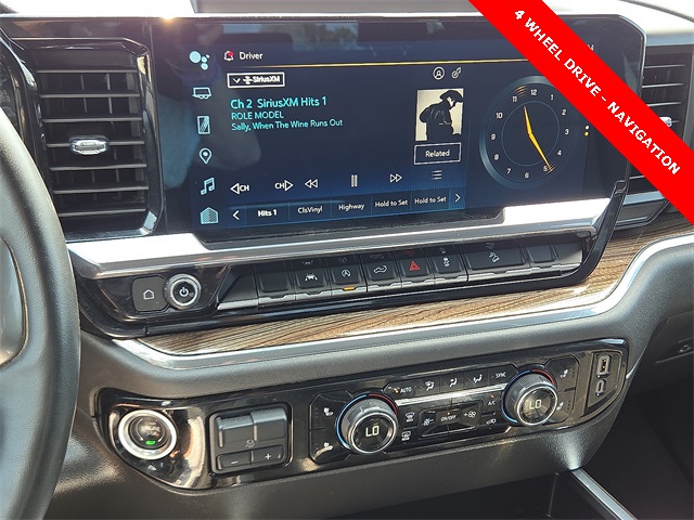 2023 Chevrolet Silverado 1500 LT Trail Boss 4WD 147WB
