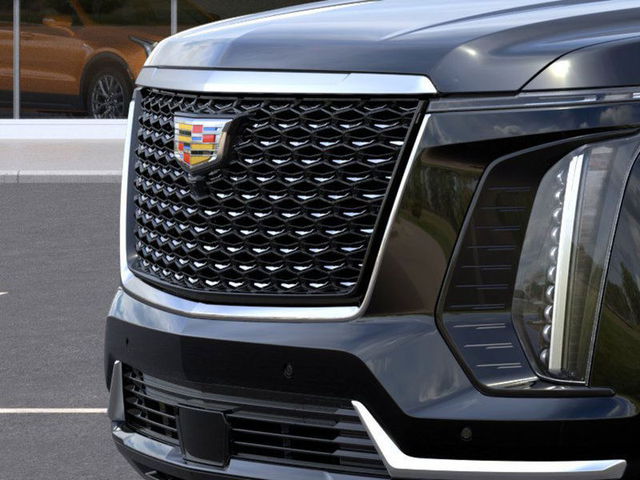 2025 Cadillac Escalade Luxury 4WD ESV
