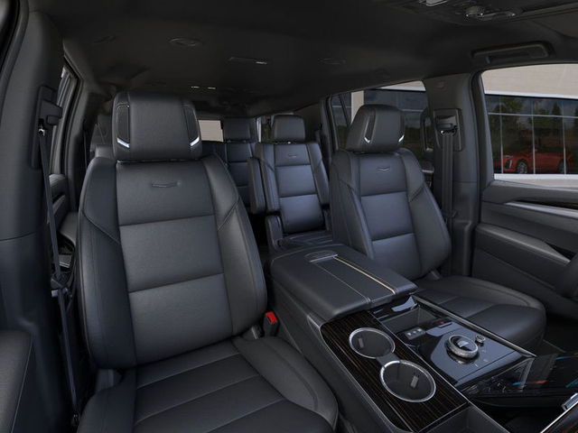 2025 Cadillac Escalade Luxury 4WD ESV