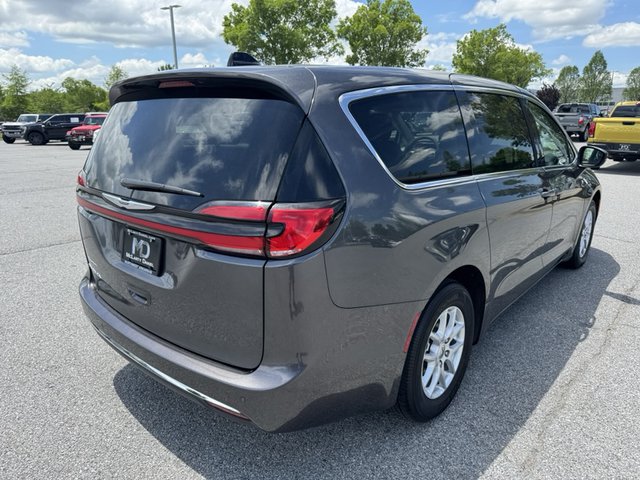 2023 Chrysler Pacifica Touring L FWD