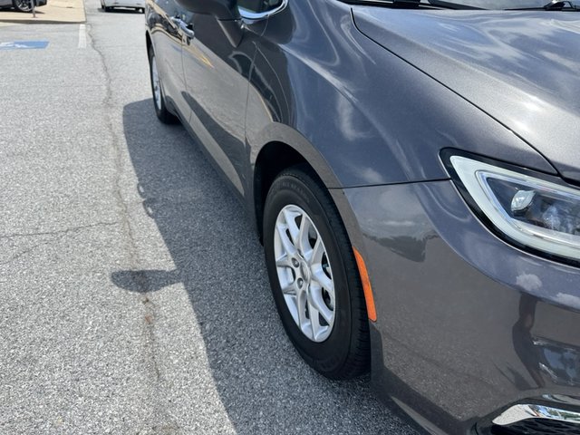 2023 Chrysler Pacifica Touring L FWD