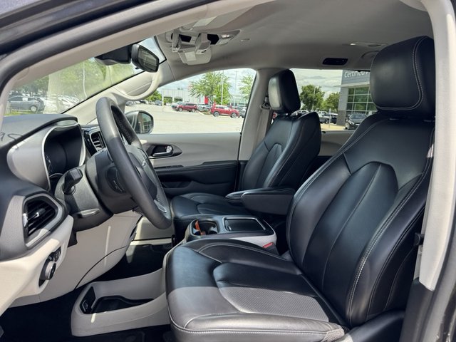 2023 Chrysler Pacifica Touring L FWD