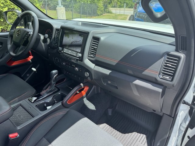 2023 Nissan Frontier PRO-4X 4WD