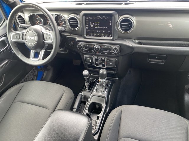 2023 Jeep Wrangler Sahara 4WD