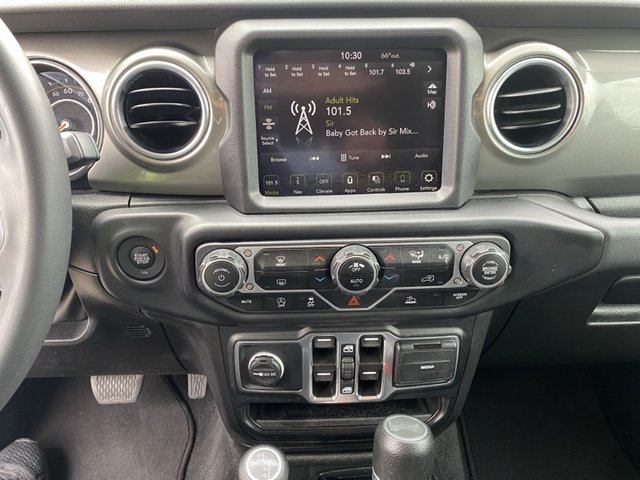 2023 Jeep Wrangler Sahara 4WD