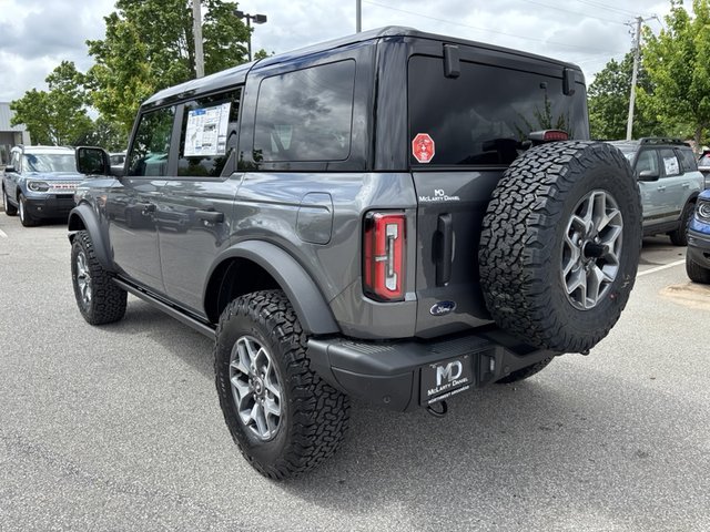 2025 Ford Bronco Badlands 4Dr Adv 4WD