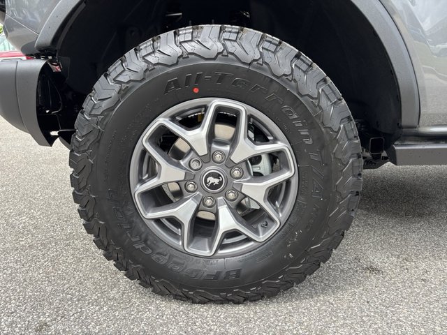 2025 Ford Bronco Badlands 4Dr Adv 4WD