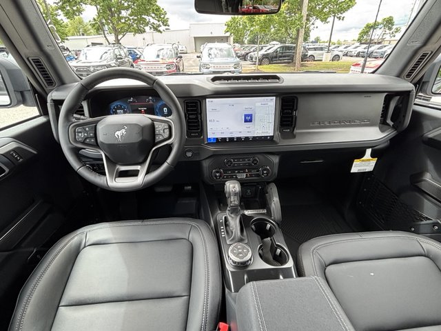2025 Ford Bronco Badlands 4Dr Adv 4WD