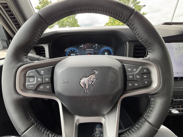 2025 Ford Bronco Badlands 4Dr Adv 4WD