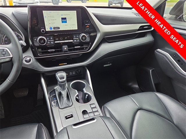 2024 Toyota Highlander FWD