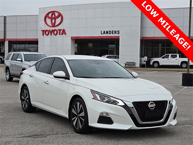 2022 Nissan Altima 2.5 SV