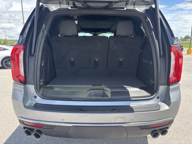 2024 GMC Yukon AT4 4WD