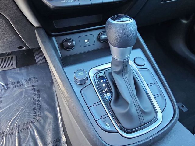 2022 Hyundai Kona SEL FWD