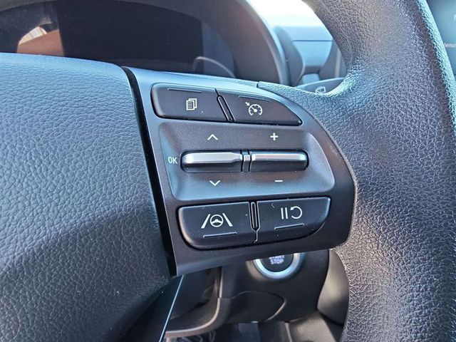 2022 Hyundai Kona SEL FWD