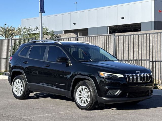 2020 Jeep Cherokee Latitude 2WD
