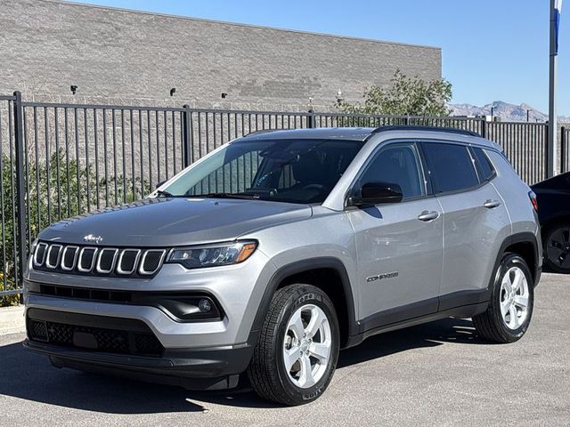 2022 Jeep Compass Latitude FWD