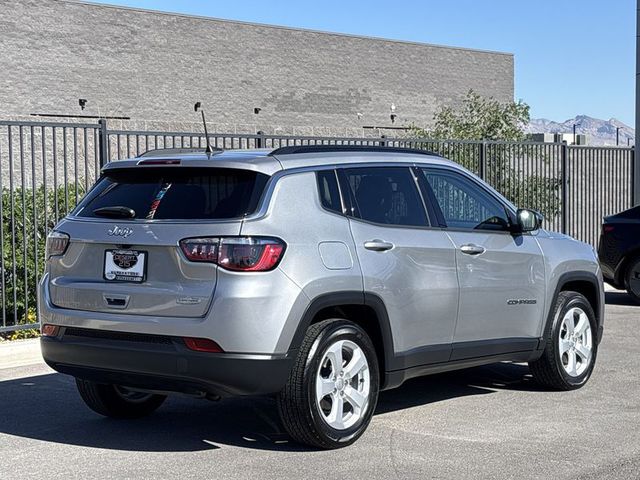 2022 Jeep Compass Latitude FWD