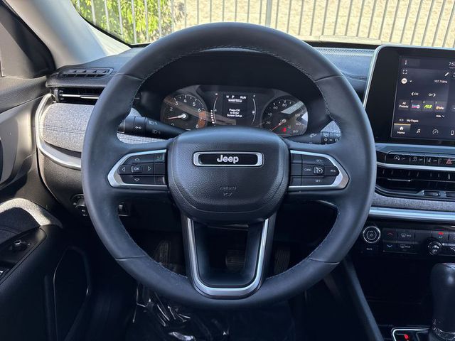 2022 Jeep Compass Latitude FWD
