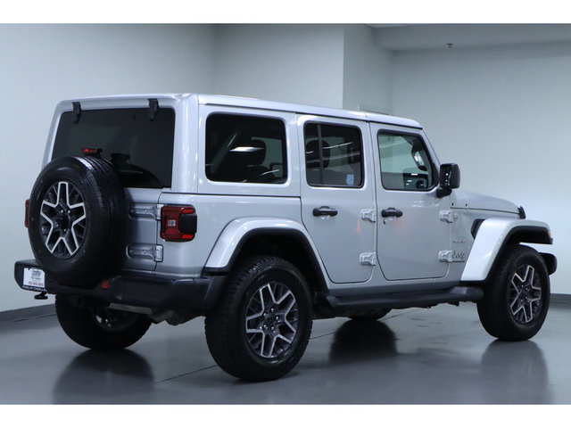 2024 Jeep Wrangler Sahara 4WD