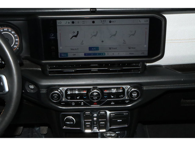 2024 Jeep Wrangler Sahara 4WD