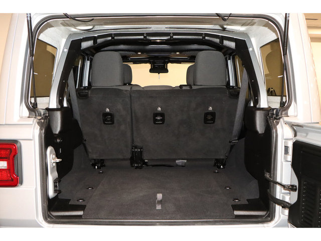 2024 Jeep Wrangler Sahara 4WD