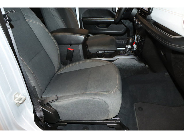 2024 Jeep Wrangler Sahara 4WD