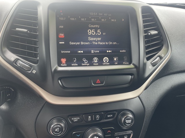2016 Jeep Cherokee Latitude Altitude FWD