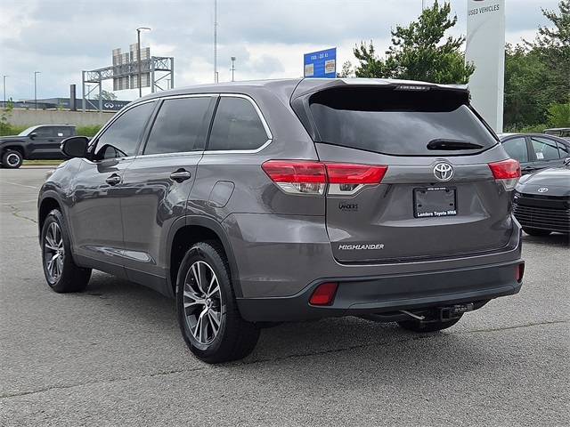 2019 Toyota Highlander LE FWD