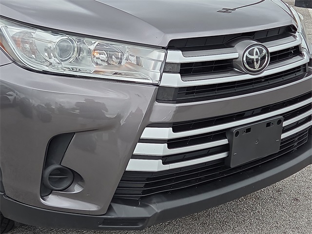 2019 Toyota Highlander LE FWD